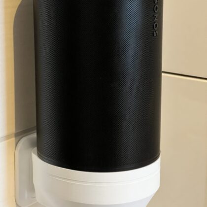 SE1 – Sonos Era 100 Steckdosenhalterung – Bild 1